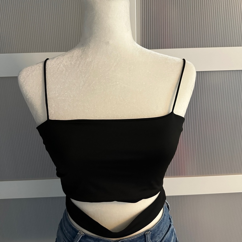 SHEIN Black strappy crop